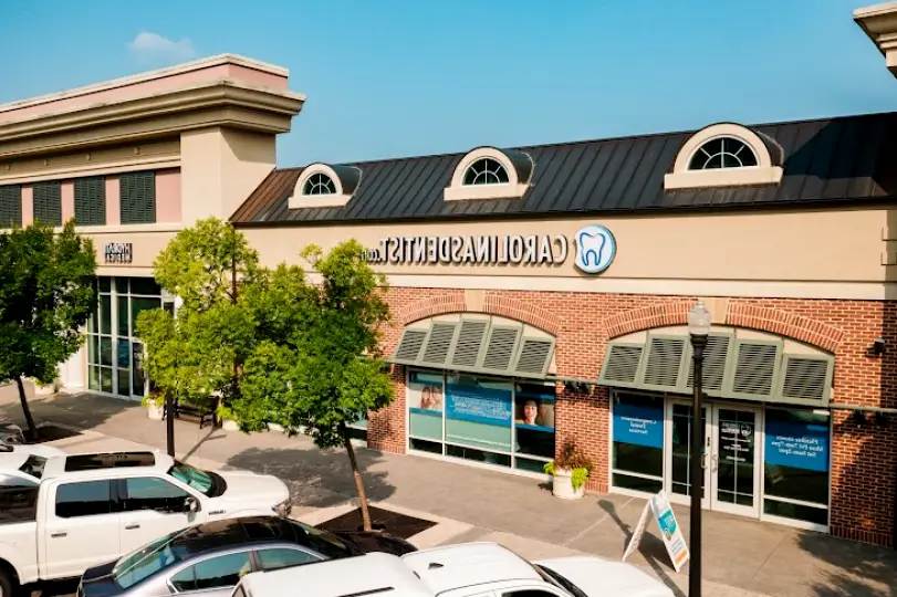  Cary CarolinasDentist
