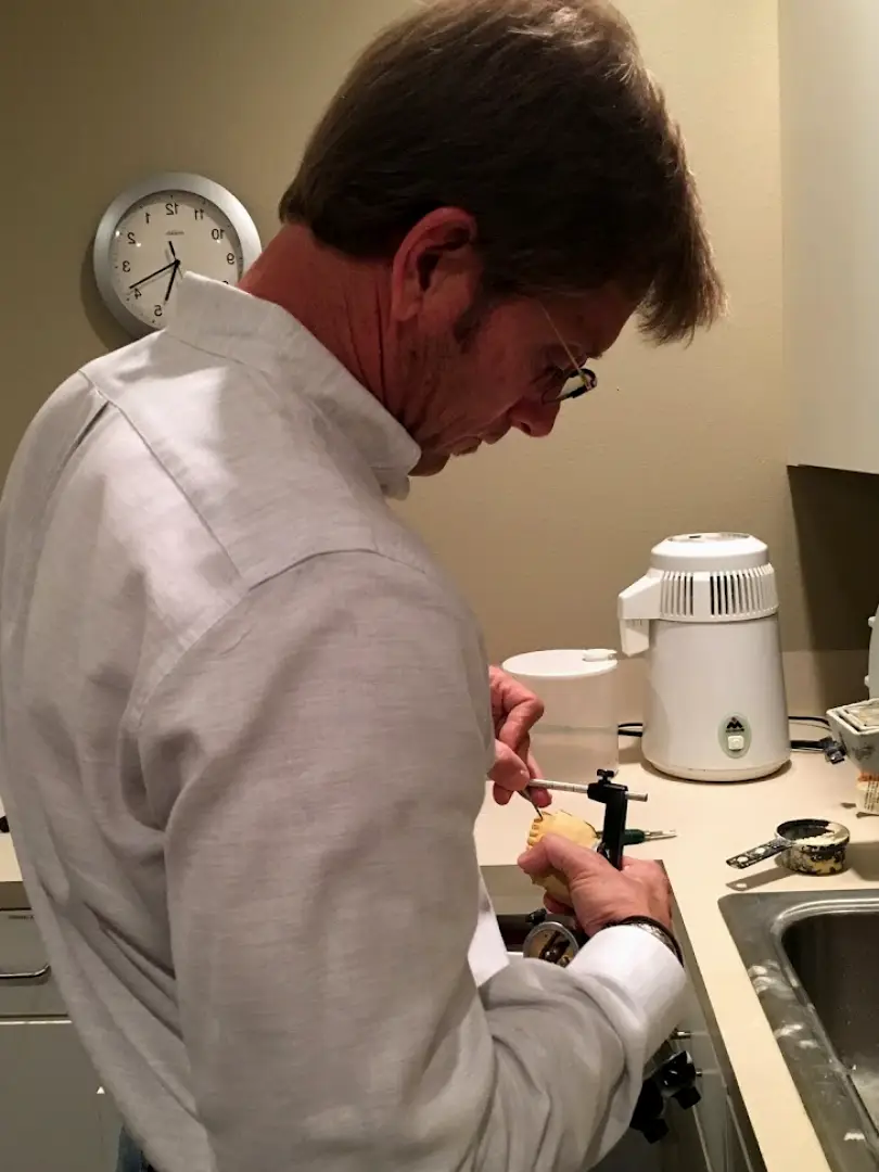  Flint Kitt Dental