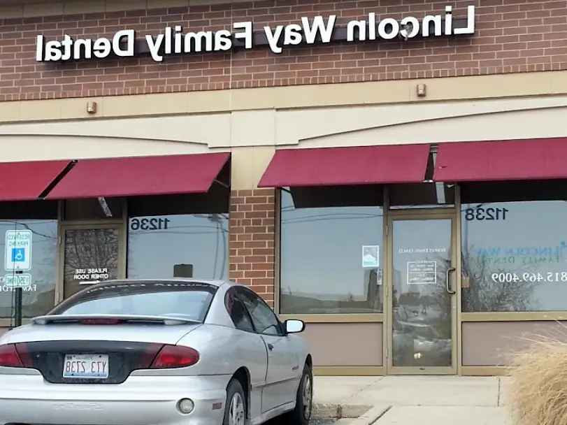 Mokena Davis Robert Dds