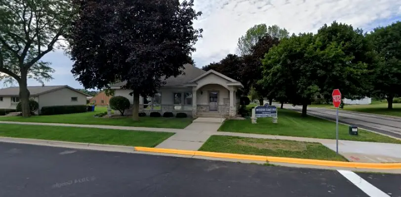 Waunakee Sarah Karls, DDS