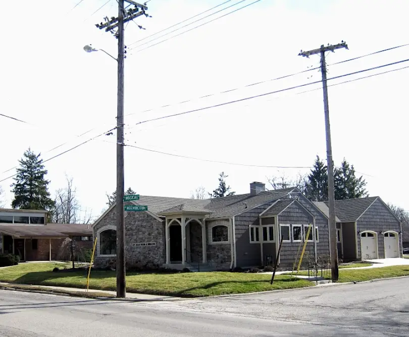 Muncie Reedy Suzanne R DDS