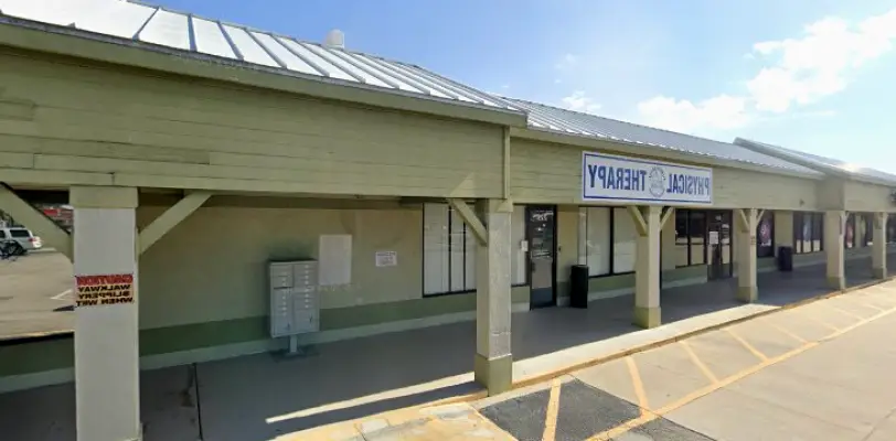 Englewood Tiffany Square Dental: Dr. Christen Mitchell