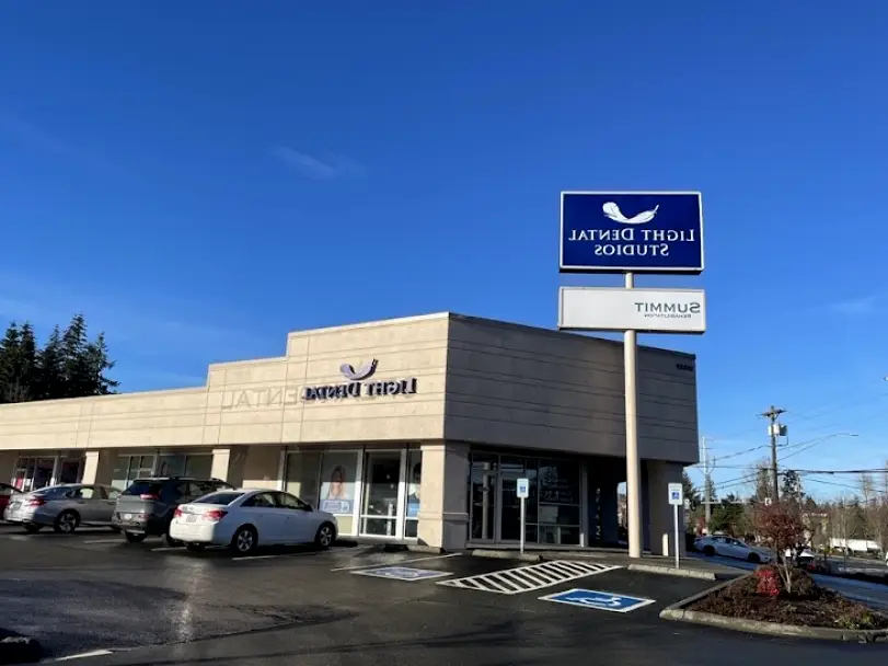 Light Dental Studios of Lynnwood