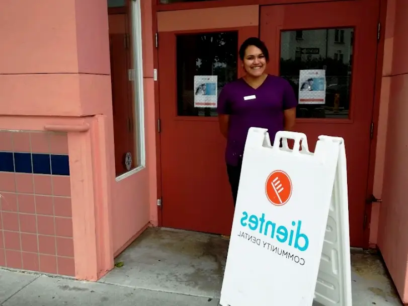 Santa Cruz Dientes Community Dental Care, Pioneer Street