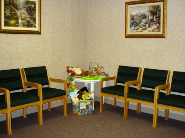 Chesterfield Linda Liu, DDS