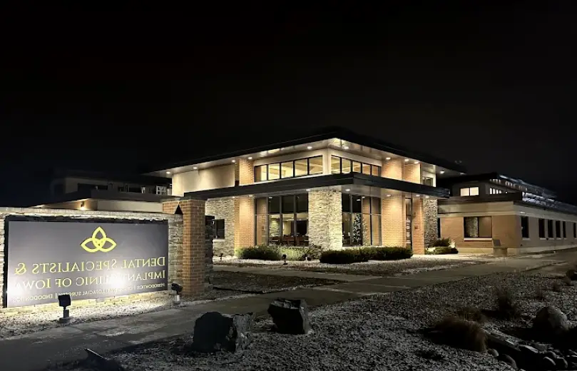 Mason City Dental Specialists & Implant Clinic of Iowa