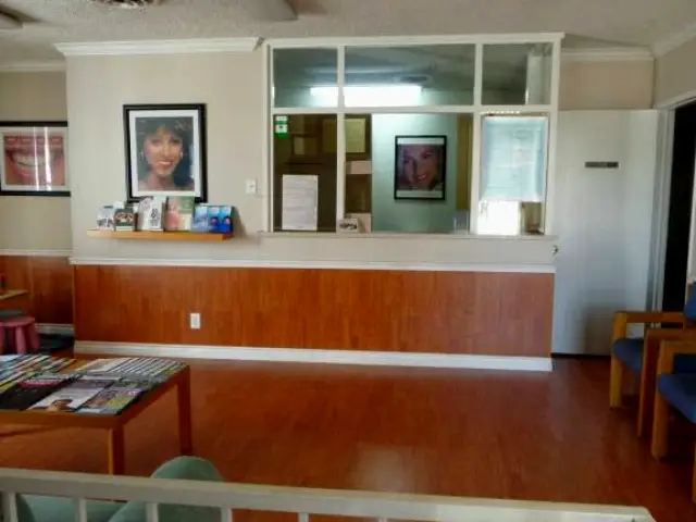 Santa Ana Friendly Smile Dental