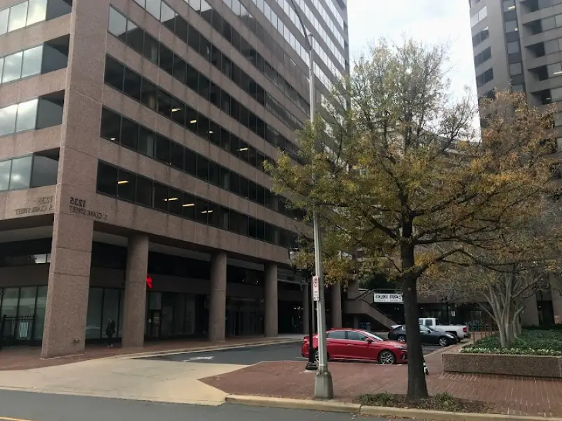 Arlington Crystal City Dental Arts Center