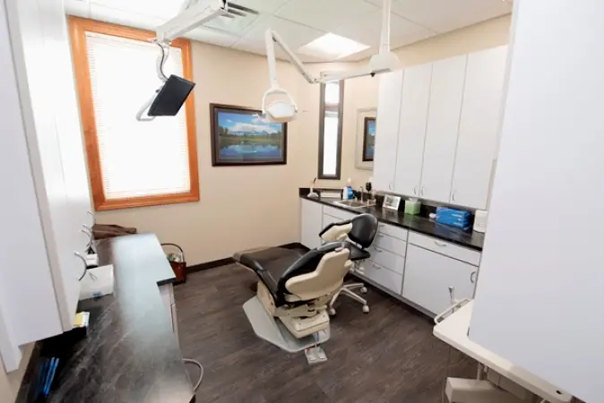 Colorado Springs Roger L. Humphreys DDS PC