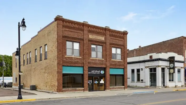 Renville Clinic, Olivia Hospital & Clinic