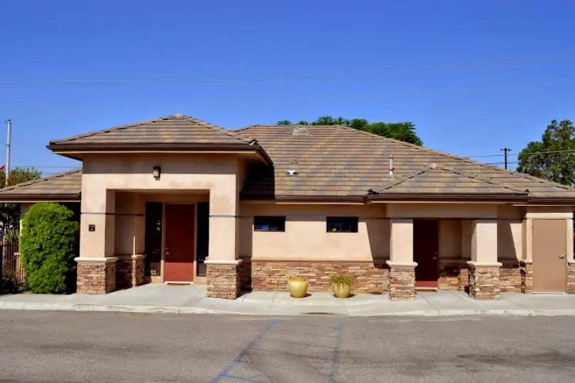 Rialto Lawrence L Wong DDS Inc