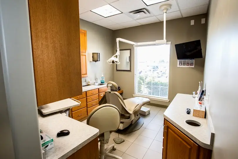Owasso Jayson D. Voto, DDS