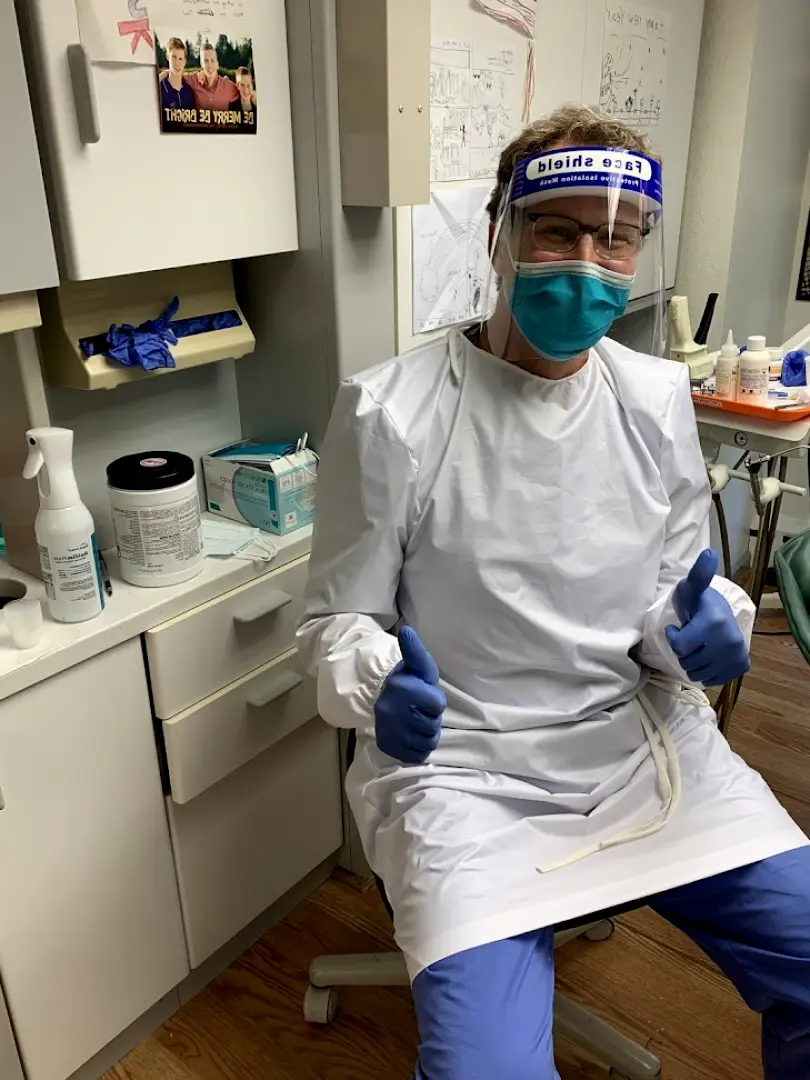 Seattle Randall D. Broom, DDS