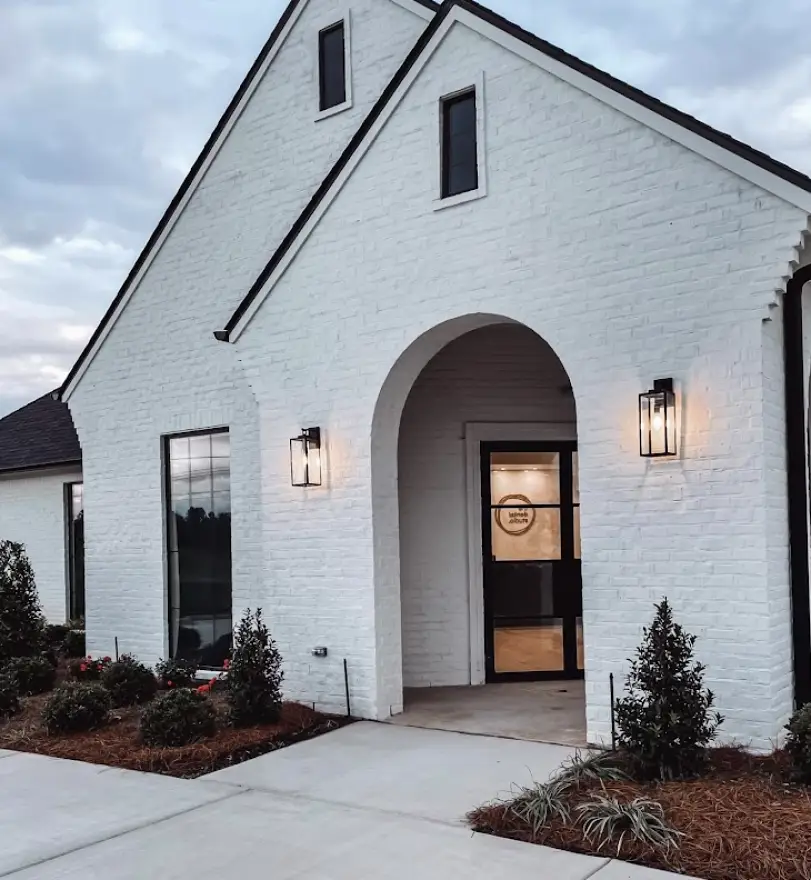 Benton The Dental Studio - McKenzie W. Holloway, DDS