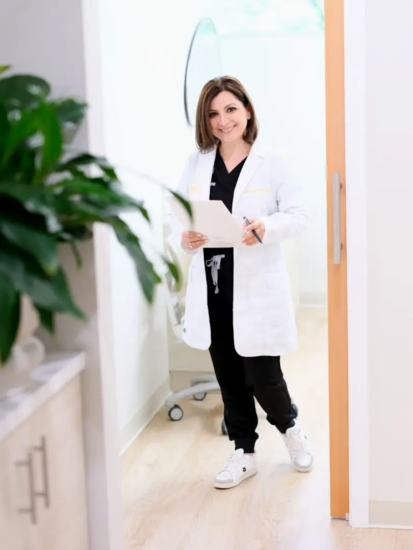 Burbank Magnolia Dental Studio