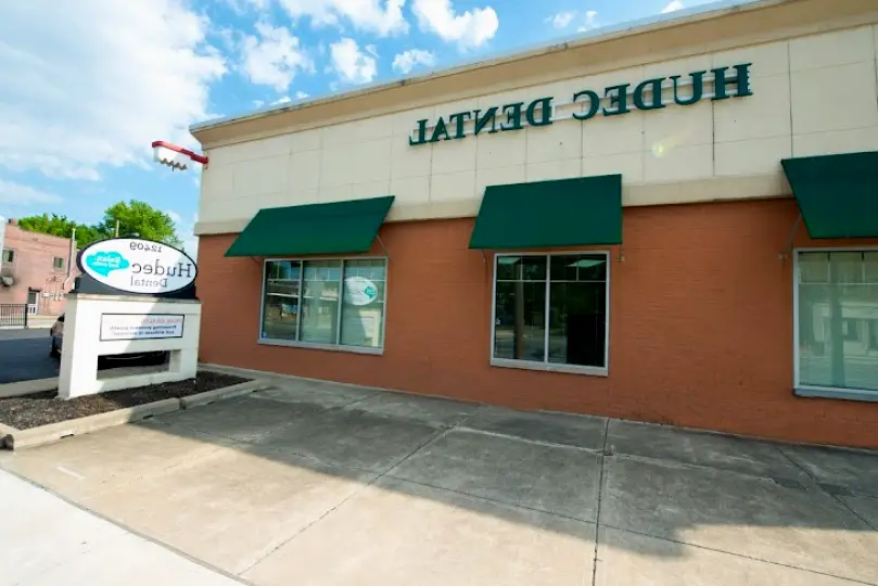  Cleveland Hudec Dental