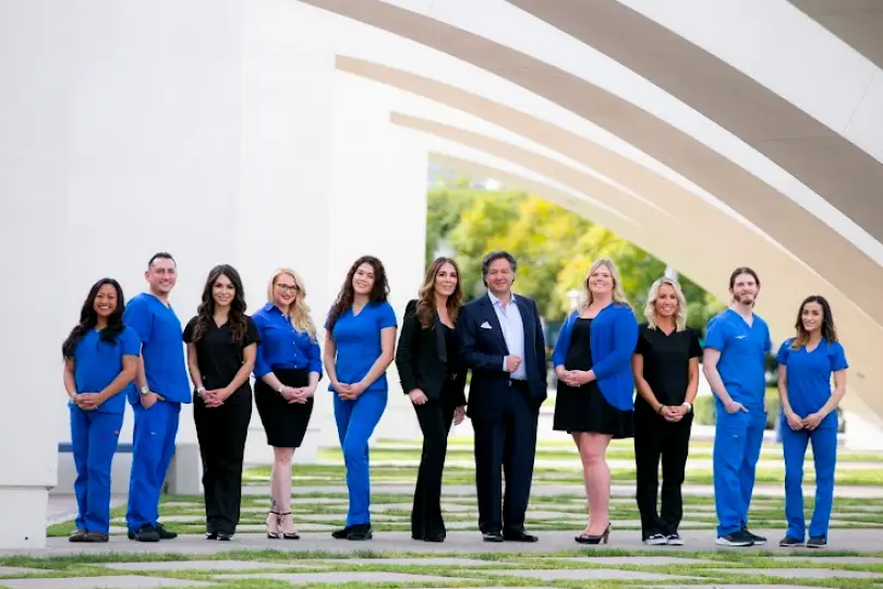  San Diego Fifth Avenue Dental Arts