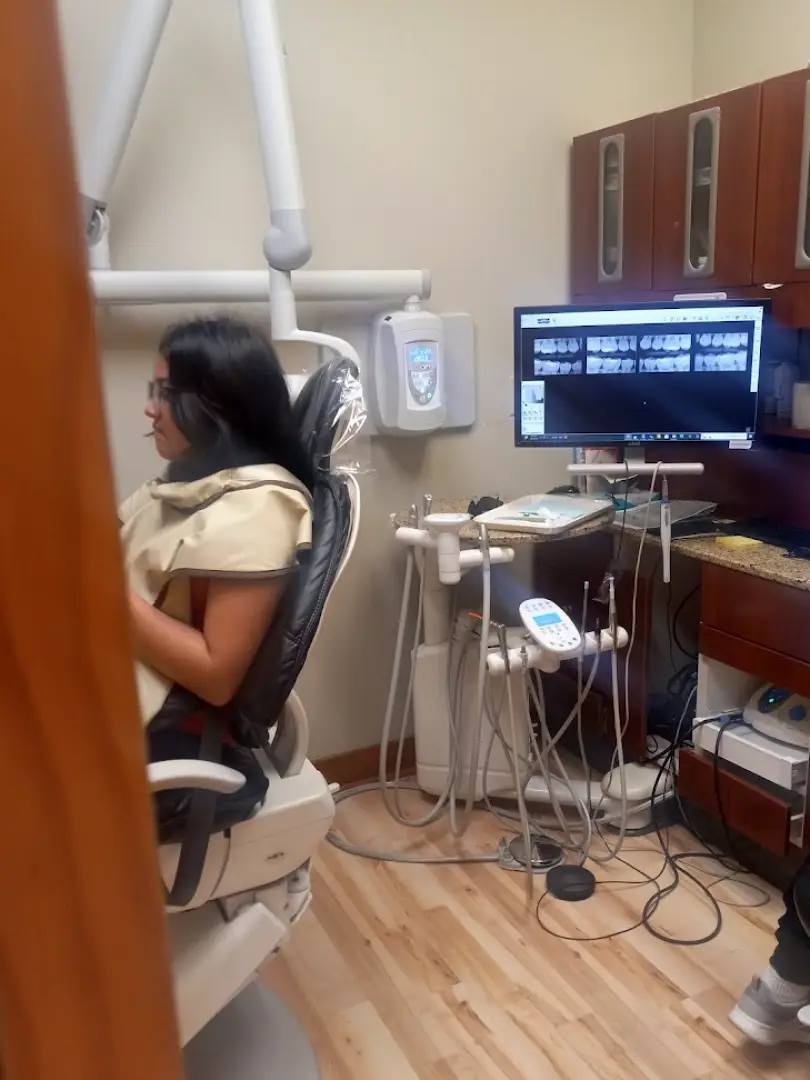 Lake in the Hills Midwest Dental - Lake In the Hills