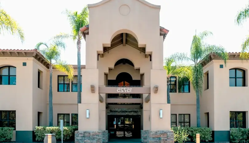 Poway Solana Smiles & Implant Center