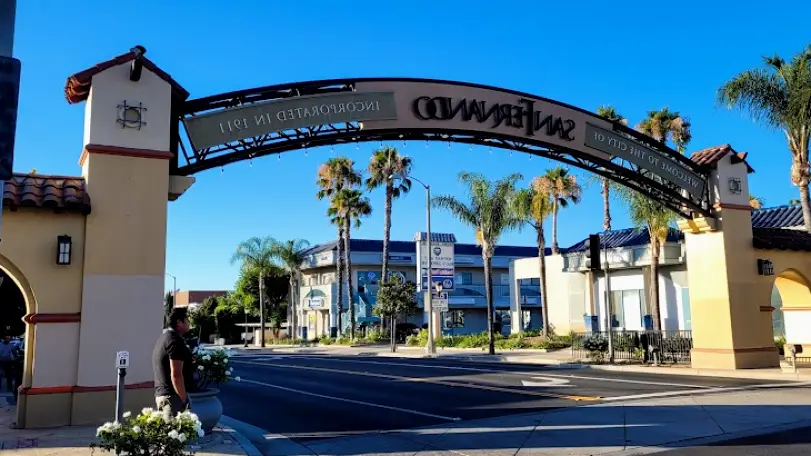 San Fernando DR. URRUTIA DDS FAMILY DENTIST & IMPLANT CENTER