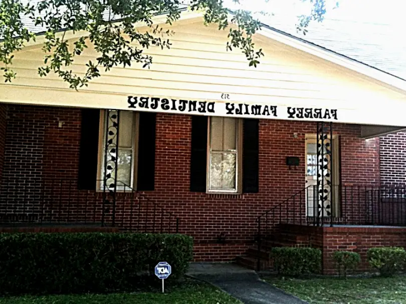 Moultrie Farrey Implant & Cosmetic Family Dentistry