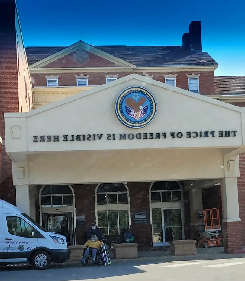  Des Moines VA Central Iowa Health Care System