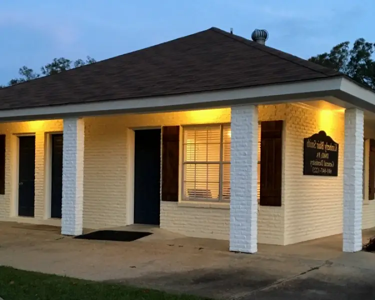 Mendenhall Kimberly Blair Smith DMD PA General Dentist