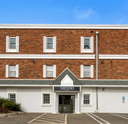 The Town Dentist: Paramus Emergency Dental and Implant Center