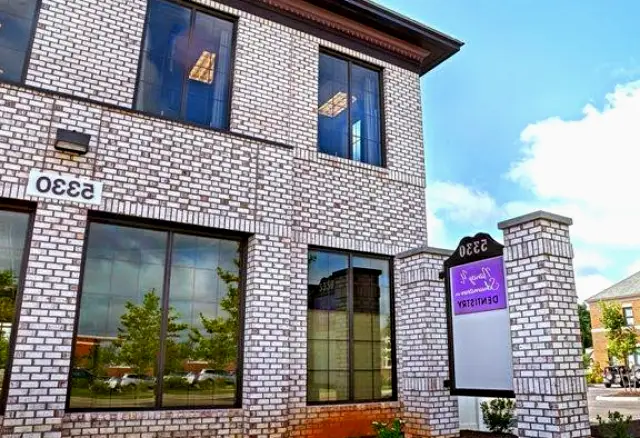 Williamsburg Dr. Nancy Y. Schumann DDS