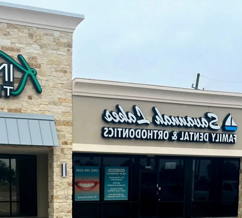 Rosharon Savannah Lakes Family Dental & Orthodontics
