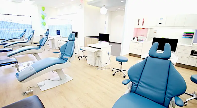 Aura Orthodontics - Scottsdale Surrey