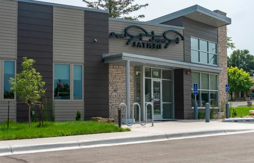 Stewartville Root River Dental: Zachary Lechner DDS