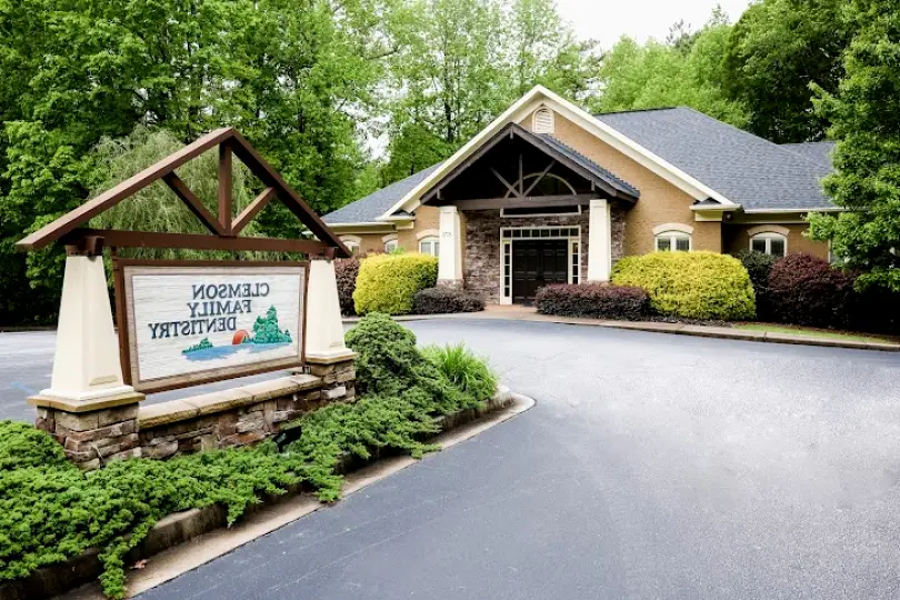  Seneca Clemson Family Dentistry