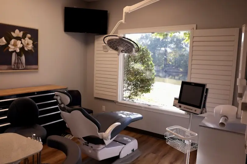  Southaven LOVE DENTAL IMPLANTS & DENTURES