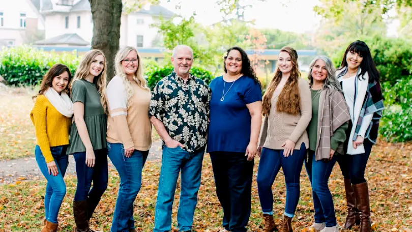 Bellingham R Von Hanks DDS