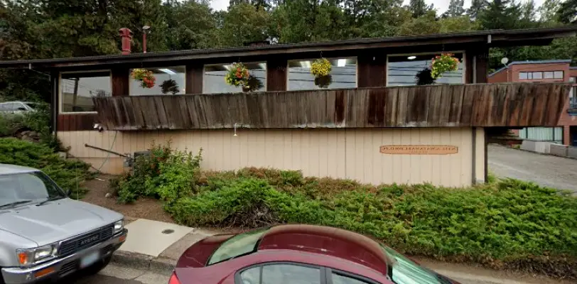 Hood River Dr. Mark E. Crompton, DDS