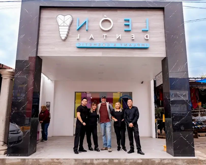 Los Algodones León Dental