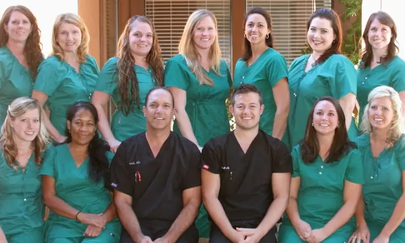 Paradise Center For Dentures