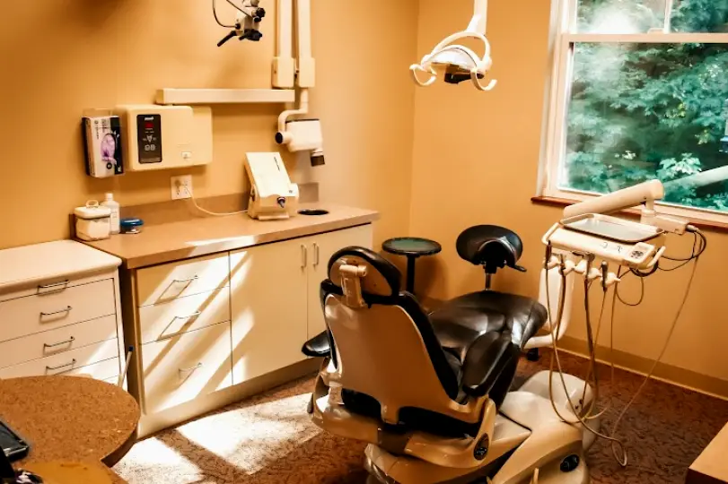 Cumberland Foreside Dr. Chris Green - The Art of Dentistry