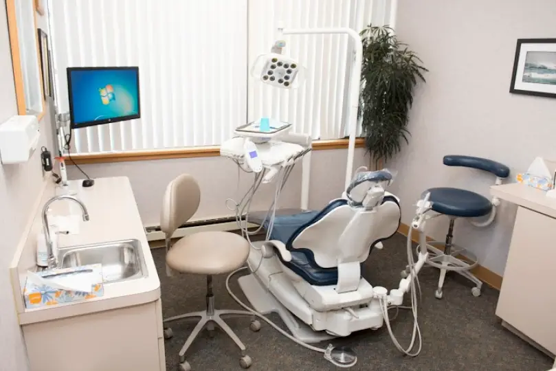  Rockville Robert J. Sanker, DDS