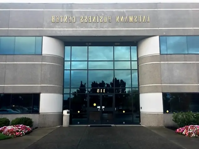 Medford Rogue Dental: Richard Leong DDS