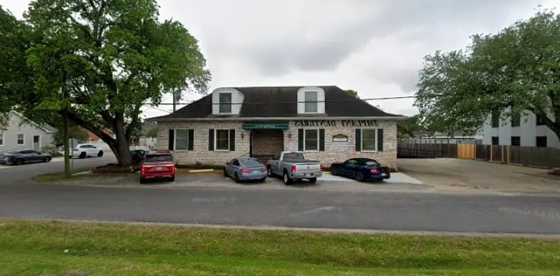 Metairie Gregory P Guerra DDS
