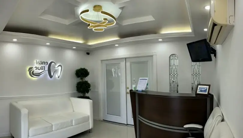 Nuevo Laredo Dental blue