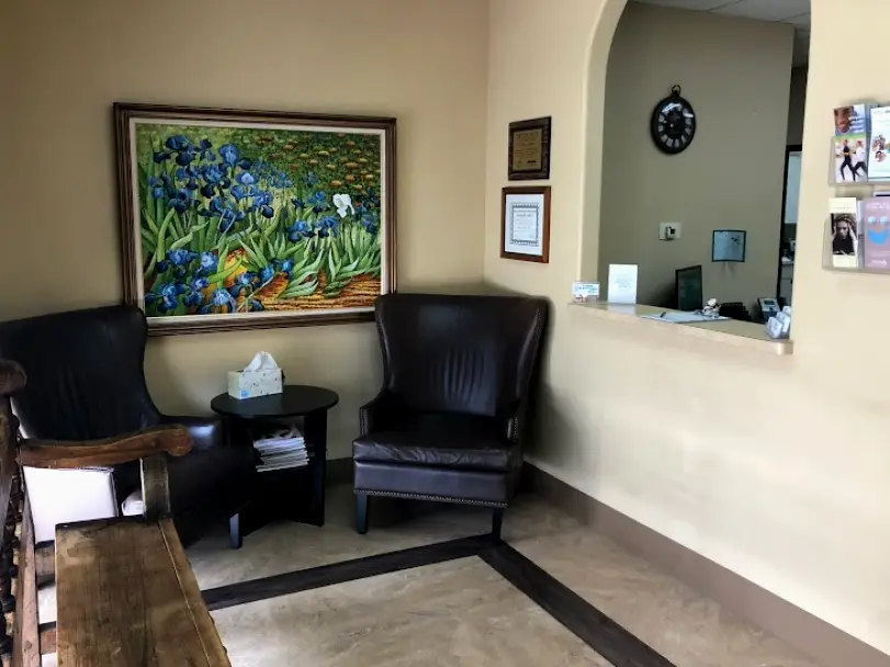 Redlands Nomi Lee, DDS