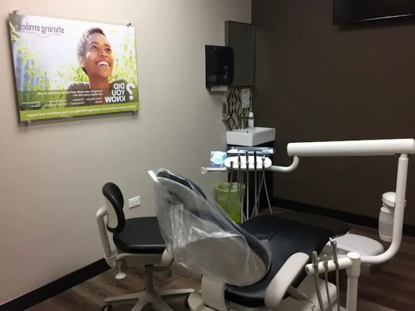 Shining Smiles Dentistry - Riverside