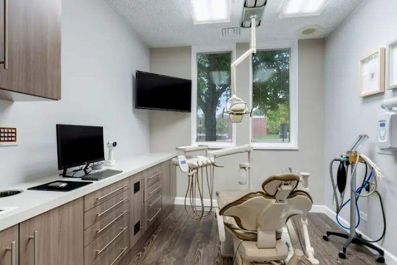 Aurora Tompkins Family Dental Group