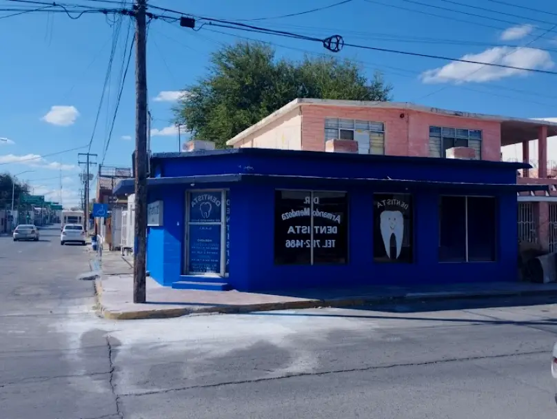 Dentistas en Nuevo Laredo (Dr. Armando Mendoza)