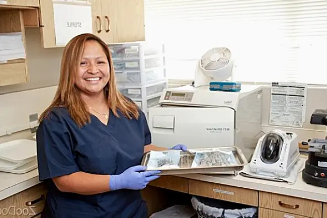 Esthetic Smile Dental Care - Reseda