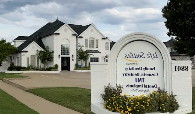 Life Smiles of Owasso, Dr. Heng Lim