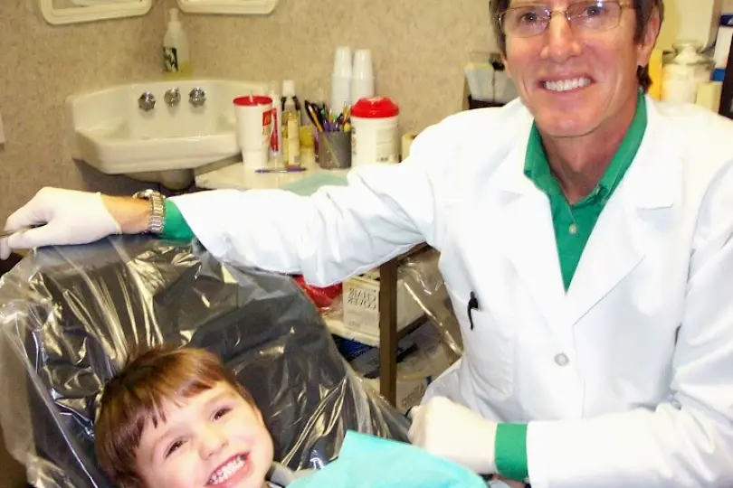 Hazel Park Thomas N. Weigel, DDS